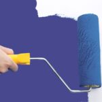 Intensywny niebieski